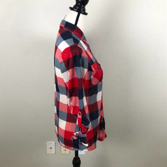 R N B shirt red black check roll tab button up pockets casual size medium - Picture 12 of 16